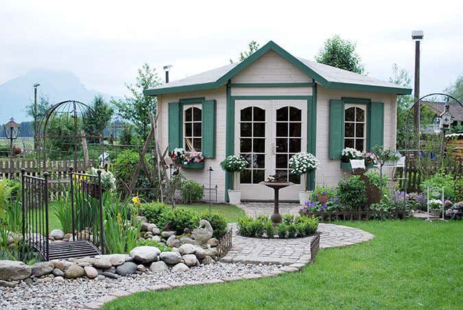 Gartenwege gestalten Auf gutem Fuße zum Gartenhaus