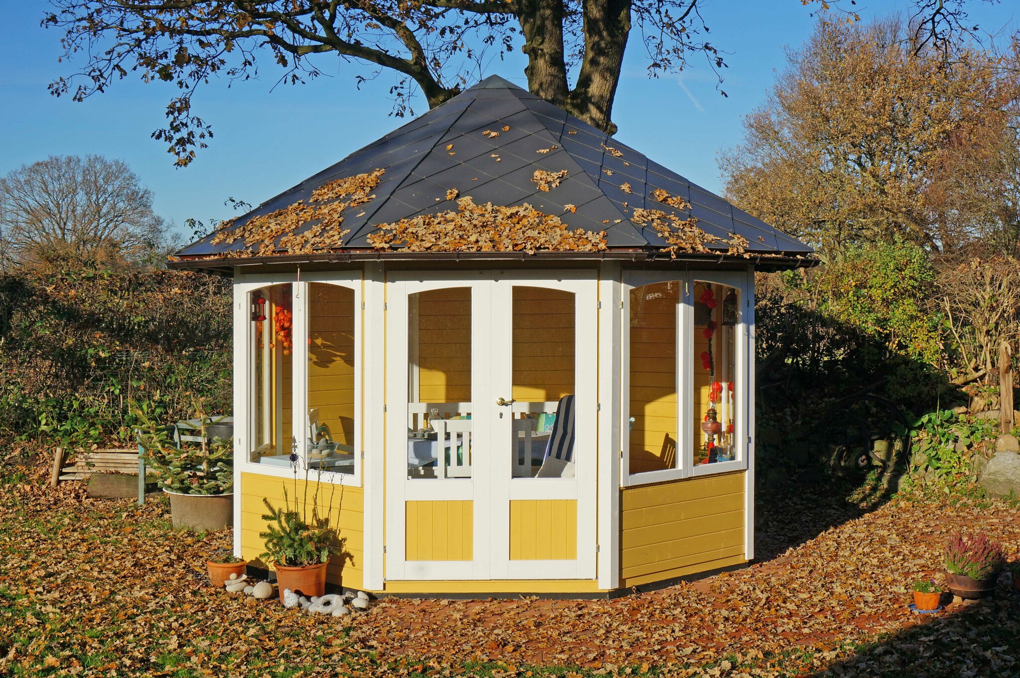 Gartenpavillon Herbst - GartenHaus Magazin