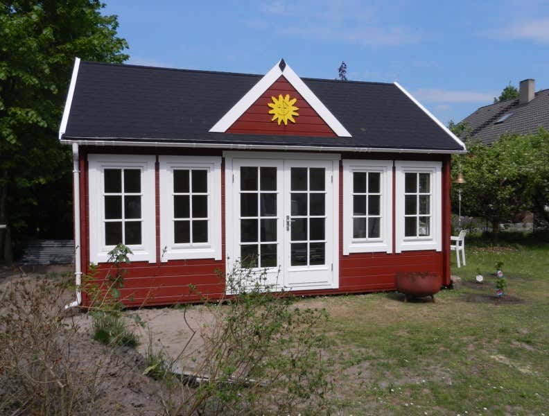 Rotes Clockhouse Gartenhaus Gartenhaus GmbH