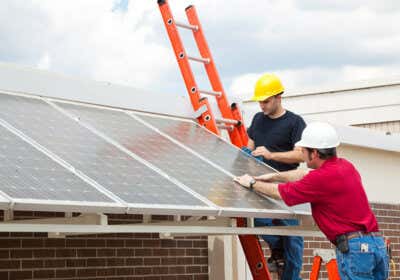 Solarcarport: So sparen Sie Strom (und Geld) mit Ihrem Carport