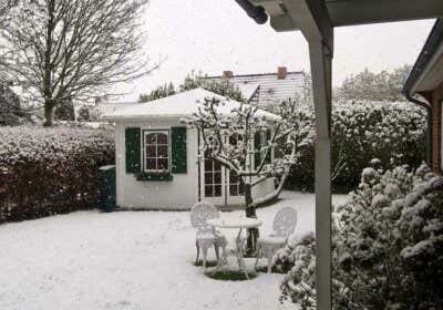 Gartenhaus im Winter nutzen: Das sind Ihre Möglichkeiten!