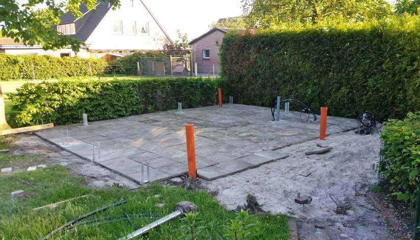 Fundament mit Wegeplatten