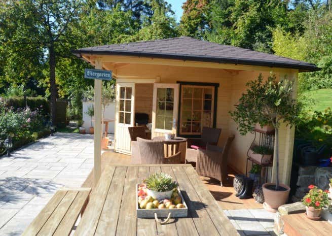 Kundenbild: 5-Eck Gartenhaus Modell Rhein-40 mit Anbau