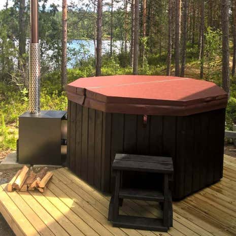 Kundenbild: Hot Tub - Badebottich mit Einsatz aus Sanitäracryl - Achteckig