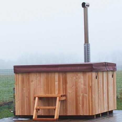 Kundenbild: Hot Tub - Badebottich mit Einsatz aus Sanitäracryl - Quattro