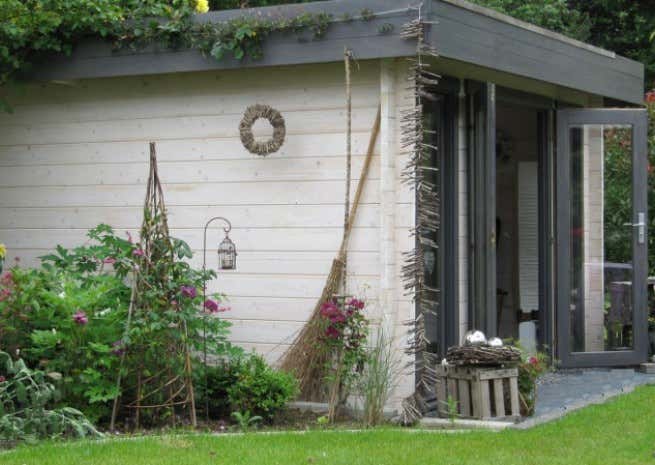 Kundenbild: Flachdach Gartenhaus Modell Madera 44-B ISO